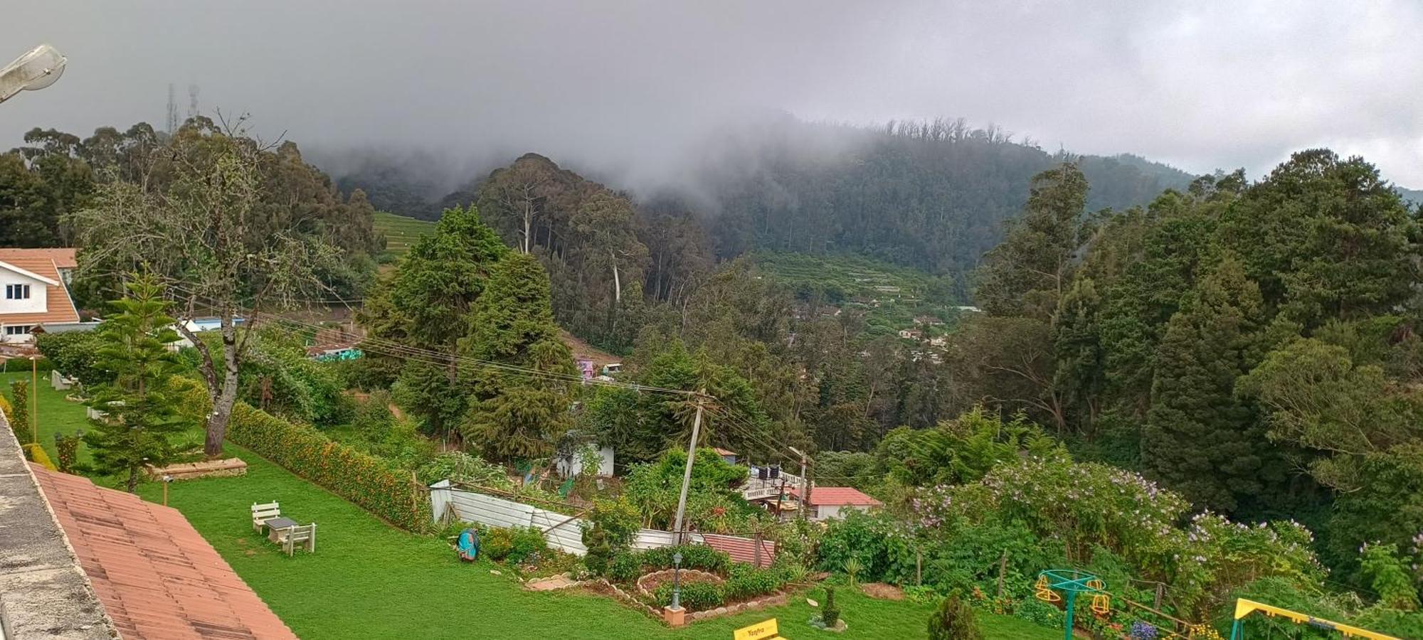 Yantra Resort By Spree Ooty Buitenkant foto
